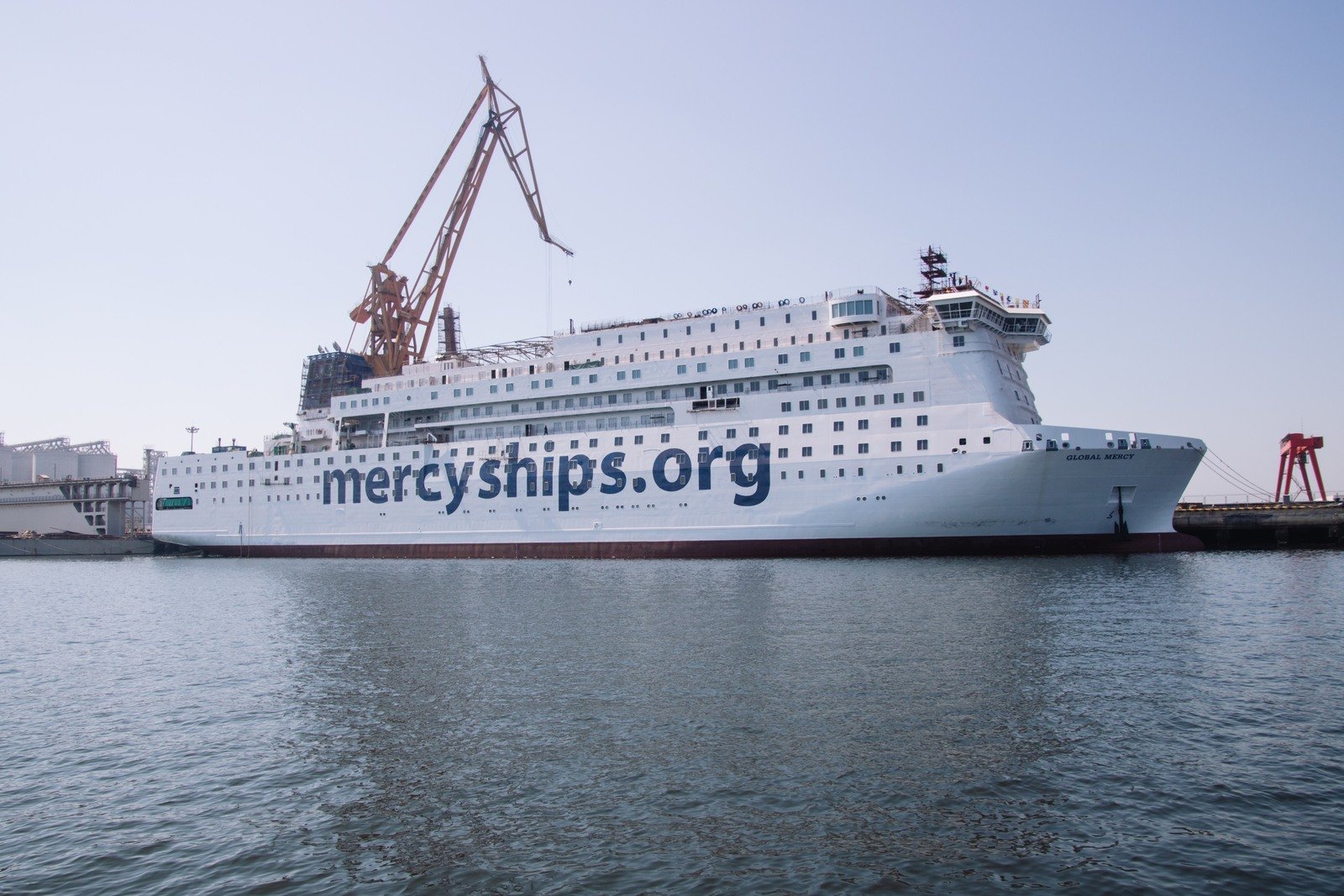 een-nieuw-schip-de-global-mercy-mercy-ships-holland