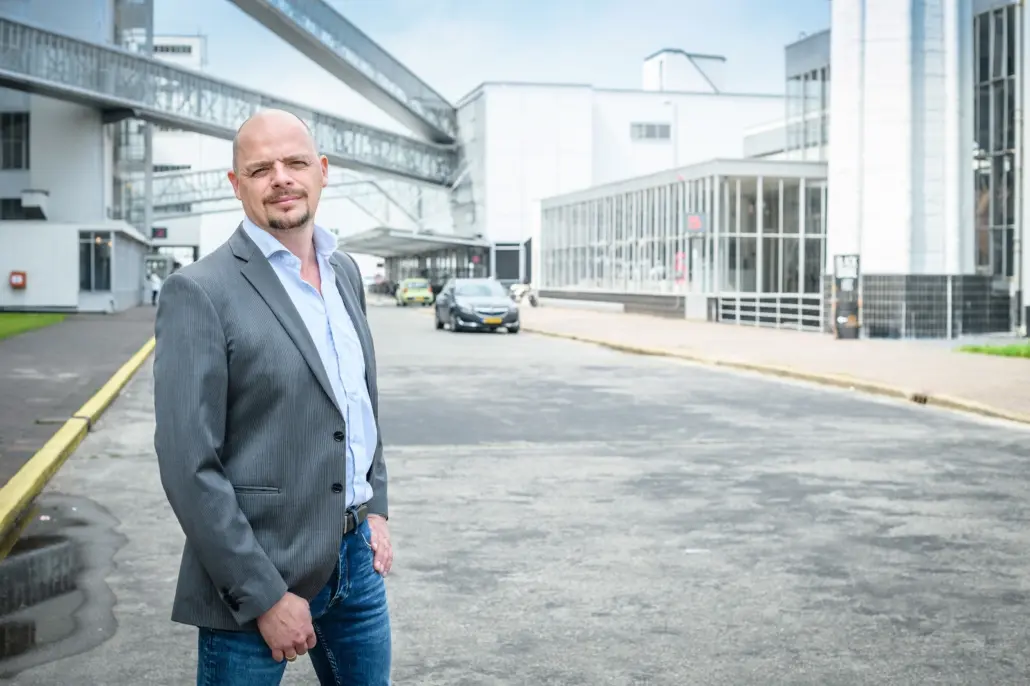 Anton Bubberman bij de Van Nelle Fabriek